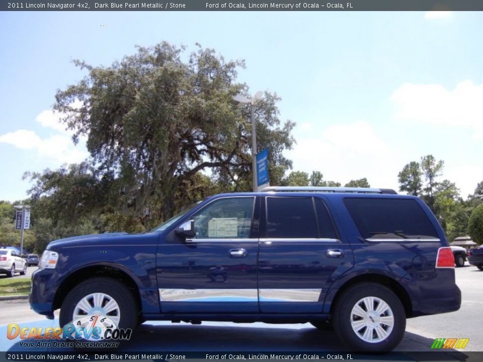 2011 Lincoln Navigator 4x2 Dark Blue Pearl Metallic / Stone Photo #2