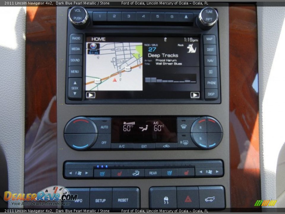 Navigation of 2011 Lincoln Navigator 4x2 Photo #10