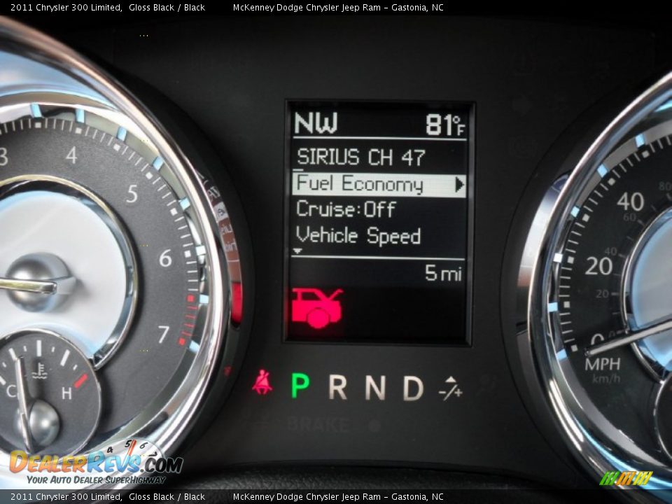 2011 Chrysler 300 Limited Gloss Black / Black Photo #14