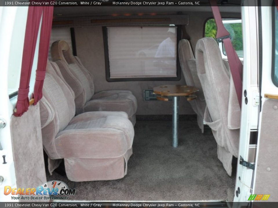 1991 Chevrolet Chevy Van G20 Conversion White / Gray Photo #13