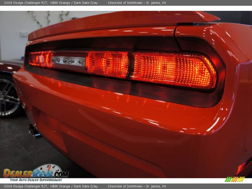 2009 Dodge Challenger R/T HEMI Orange / Dark Slate Gray Photo #16