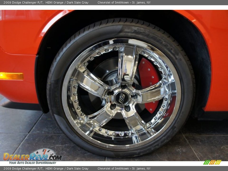 Custom Wheels of 2009 Dodge Challenger R/T Photo #26