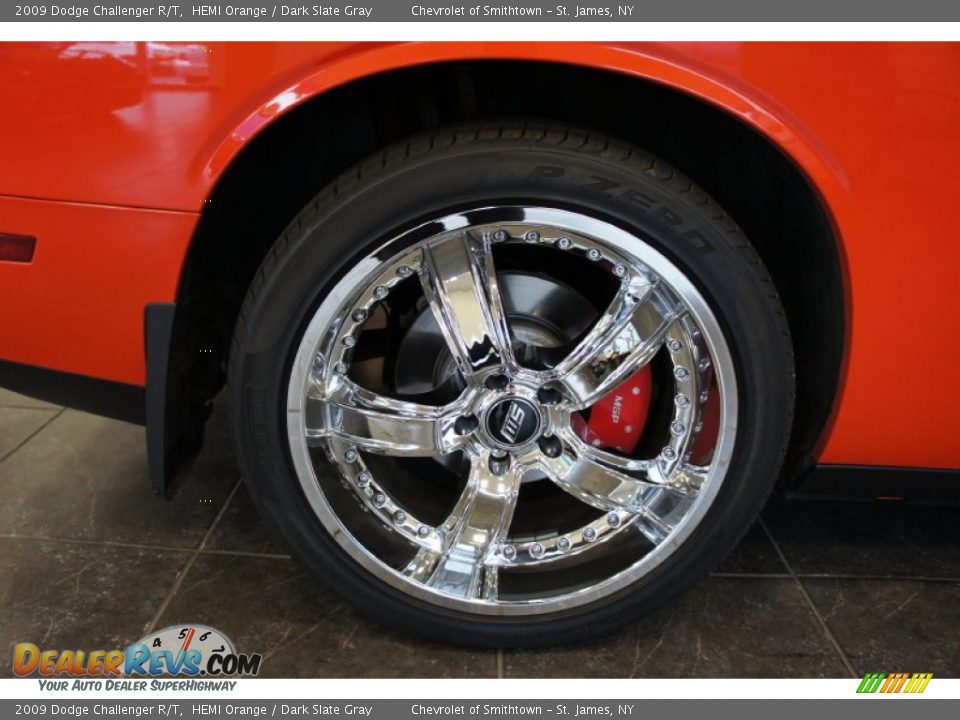 Custom Wheels of 2009 Dodge Challenger R/T Photo #34