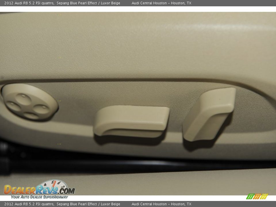 Controls of 2012 Audi R8 5.2 FSI quattro Photo #12