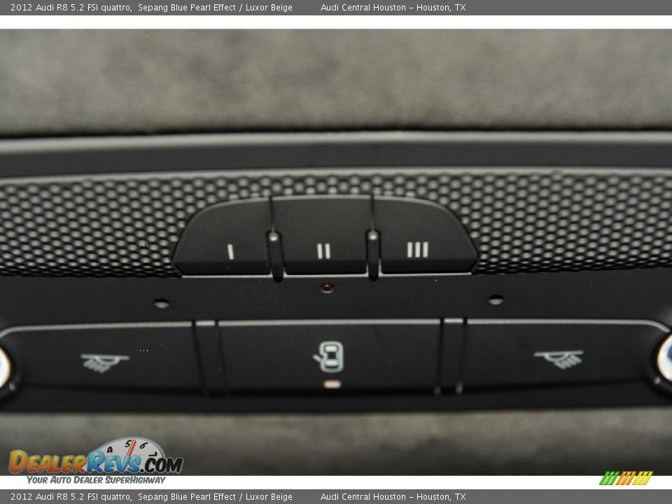 Controls of 2012 Audi R8 5.2 FSI quattro Photo #15