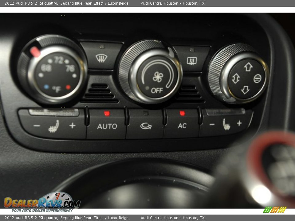 Controls of 2012 Audi R8 5.2 FSI quattro Photo #17