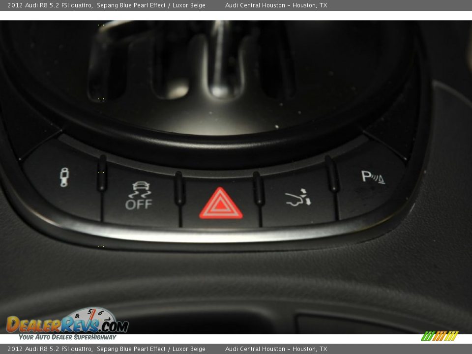 Controls of 2012 Audi R8 5.2 FSI quattro Photo #19