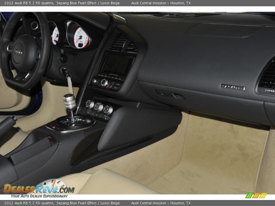 Dashboard of 2012 Audi R8 5.2 FSI quattro Photo #29