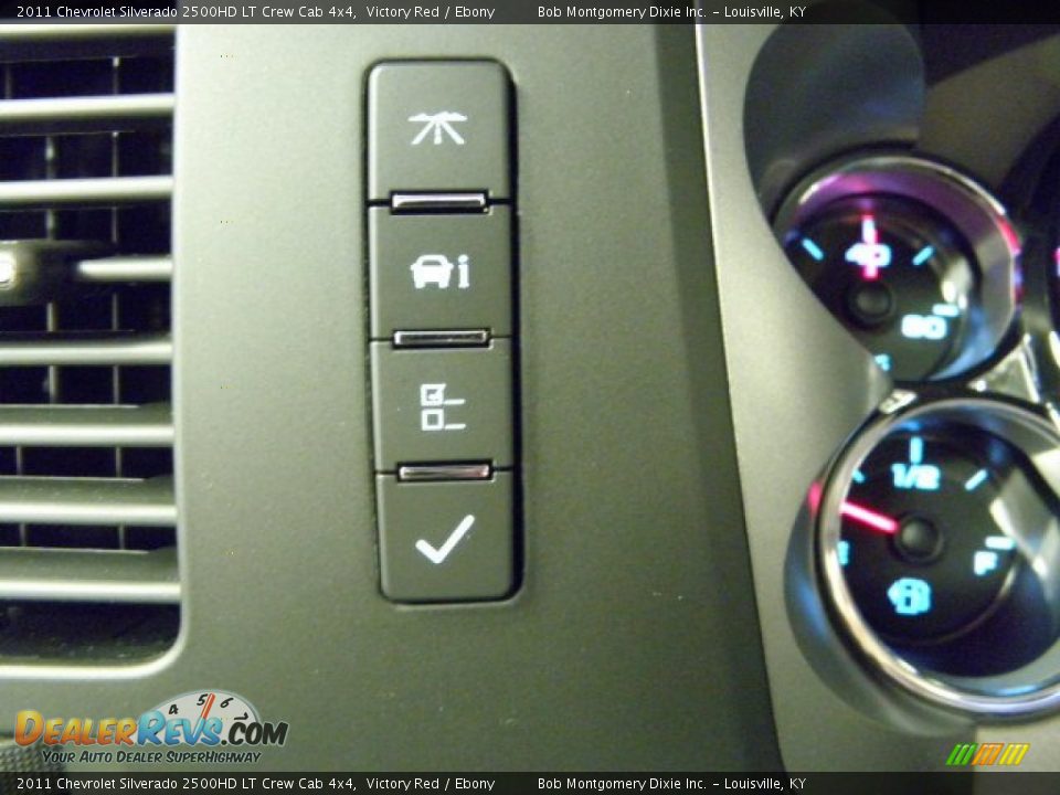 2011 Chevrolet Silverado 2500HD LT Crew Cab 4x4 Victory Red / Ebony Photo #20