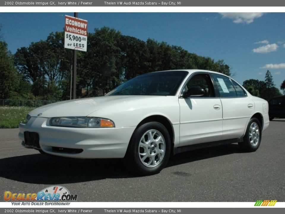 2002 Oldsmobile Intrigue GX Ivory White / Pewter Photo #3