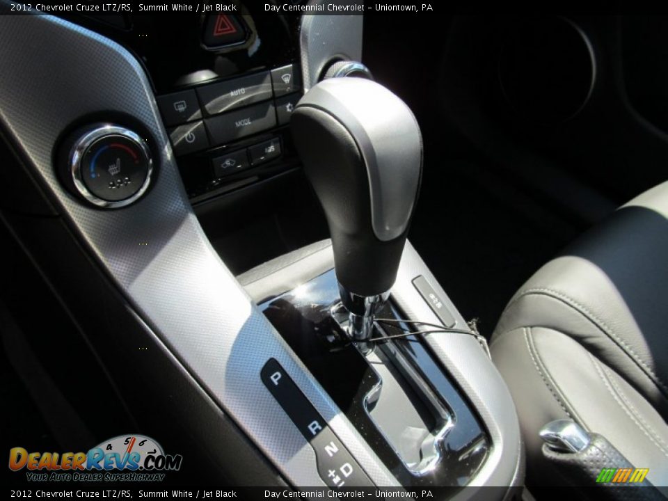 2012 Chevrolet Cruze LTZ/RS Shifter Photo #13