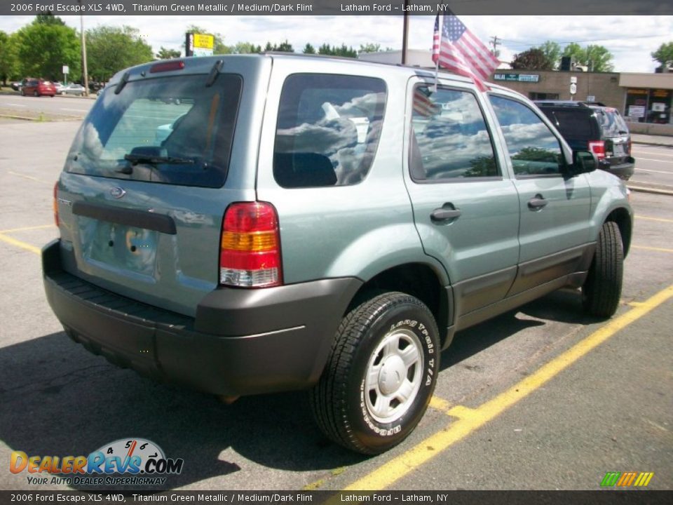 2006 Ford Escape XLS 4WD Titanium Green Metallic / Medium/Dark Flint Photo #4