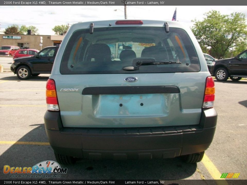 2006 Ford Escape XLS 4WD Titanium Green Metallic / Medium/Dark Flint Photo #15