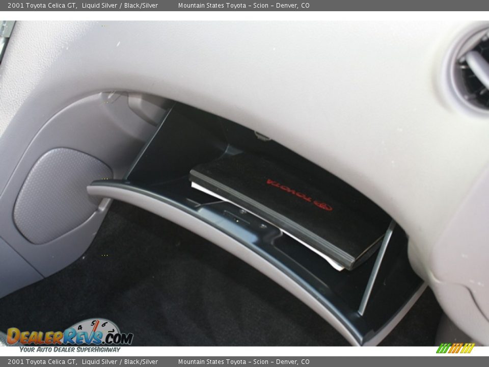 2001 Toyota Celica GT Liquid Silver / Black/Silver Photo #11