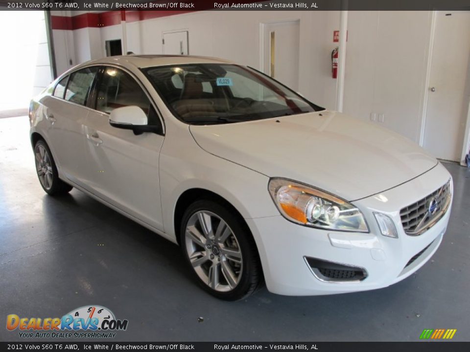 Front 3/4 View of 2012 Volvo S60 T6 AWD Photo #5