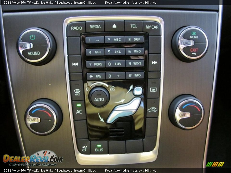 Controls of 2012 Volvo S60 T6 AWD Photo #16