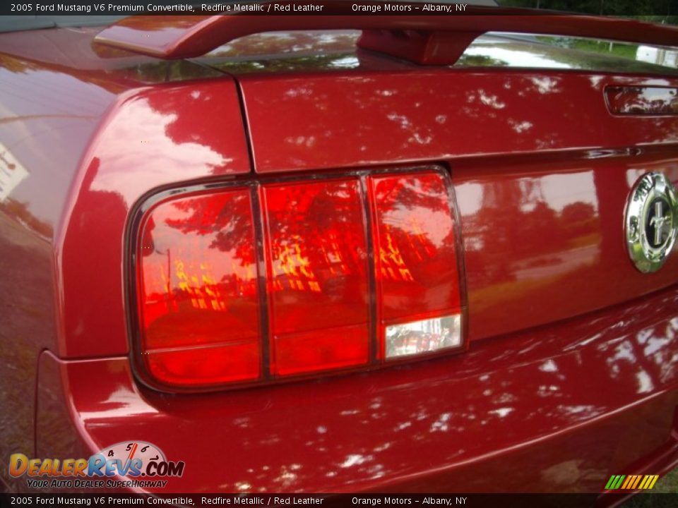 2005 Ford Mustang V6 Premium Convertible Redfire Metallic / Red Leather Photo #7