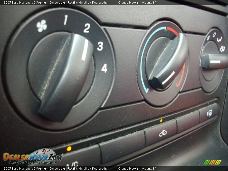 Controls of 2005 Ford Mustang V6 Premium Convertible Photo #14