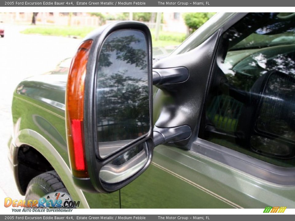 2005 Ford Excursion Eddie Bauer 4x4 Estate Green Metallic / Medium Pebble Photo #25
