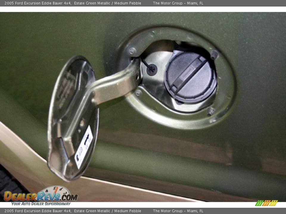 2005 Ford Excursion Eddie Bauer 4x4 Estate Green Metallic / Medium Pebble Photo #30
