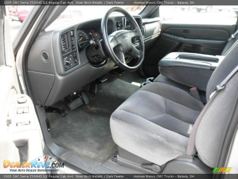 Dark Pewter Interior - 2005 GMC Sierra 2500HD SLE Regular Cab 4x4 Photo #7