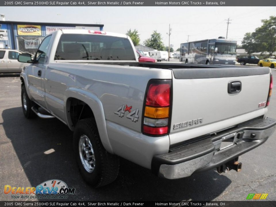 2005 GMC Sierra 2500HD SLE Regular Cab 4x4 Silver Birch Metallic / Dark Pewter Photo #15