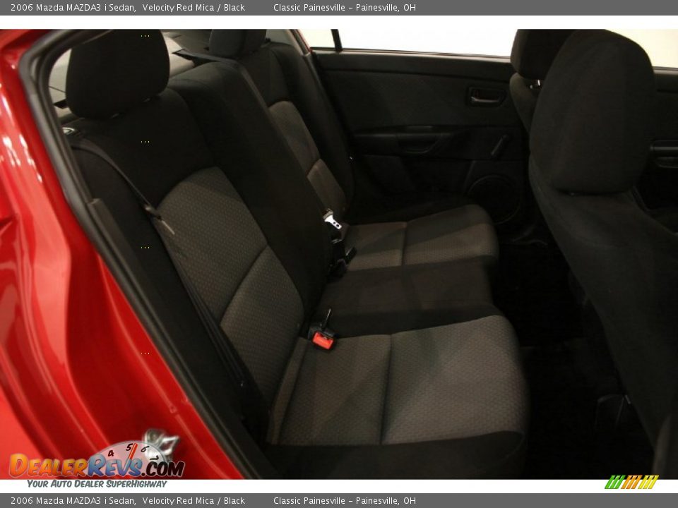 2006 Mazda MAZDA3 i Sedan Velocity Red Mica / Black Photo #18