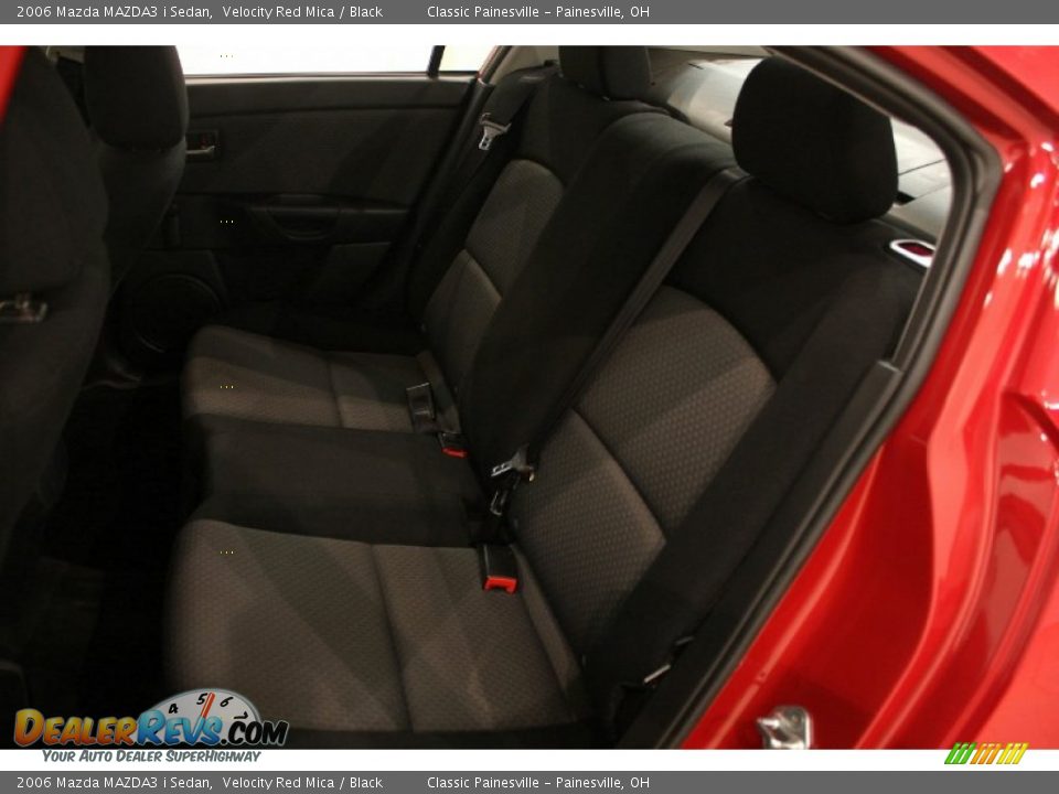 2006 Mazda MAZDA3 i Sedan Velocity Red Mica / Black Photo #19
