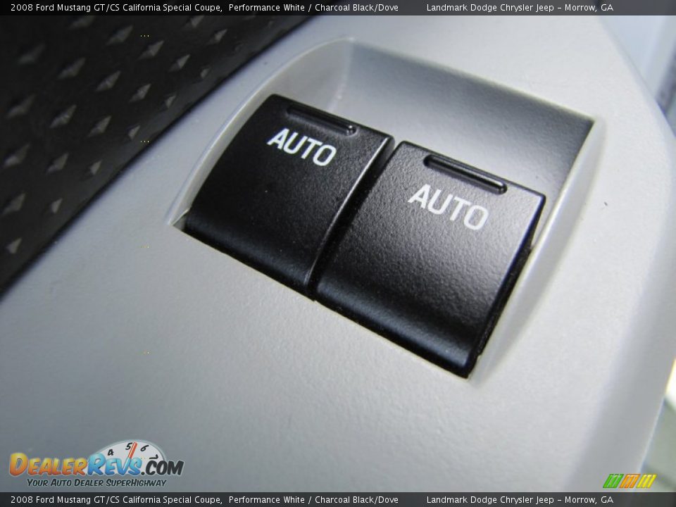 Controls of 2008 Ford Mustang GT/CS California Special Coupe Photo #13
