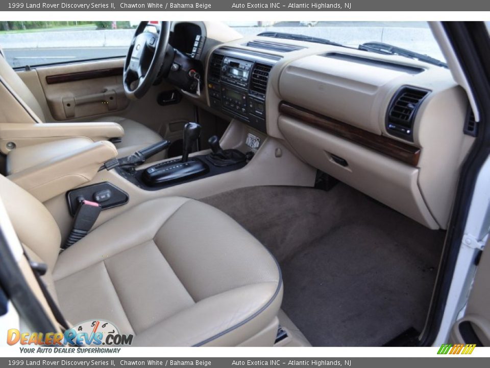 1999 Land Rover Discovery Series II Chawton White / Bahama Beige Photo #7