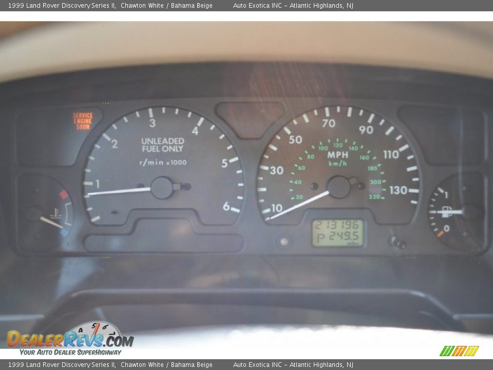 1999 Land Rover Discovery Series II Chawton White / Bahama Beige Photo #11