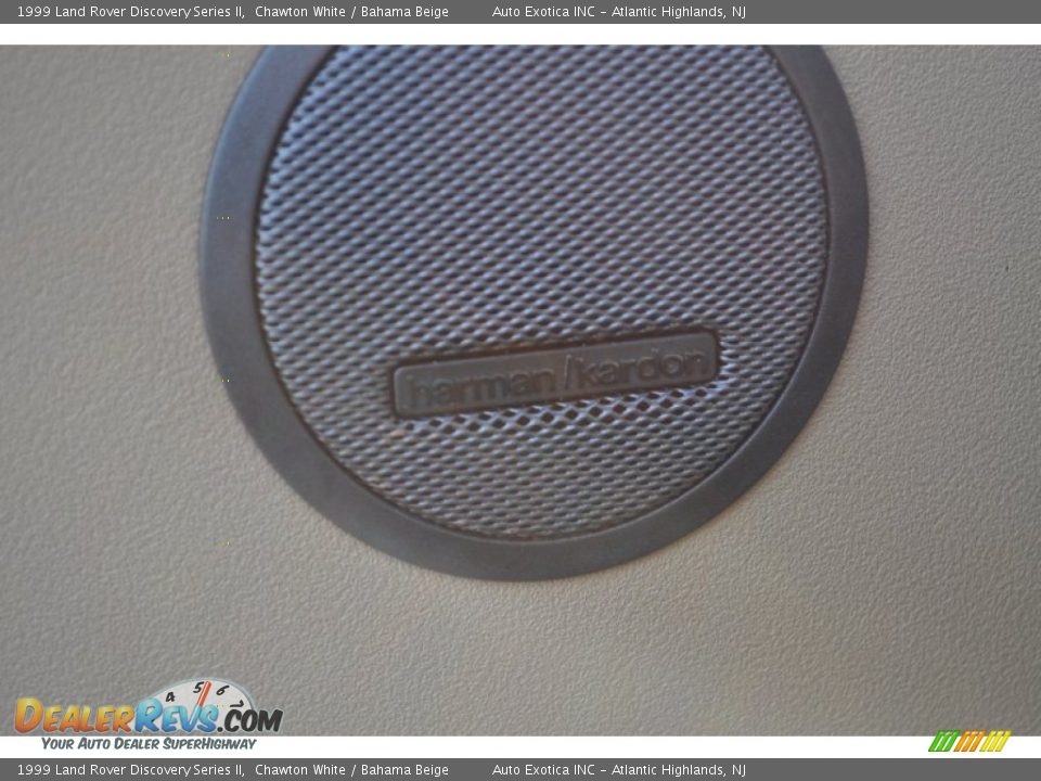 1999 Land Rover Discovery Series II Chawton White / Bahama Beige Photo #20