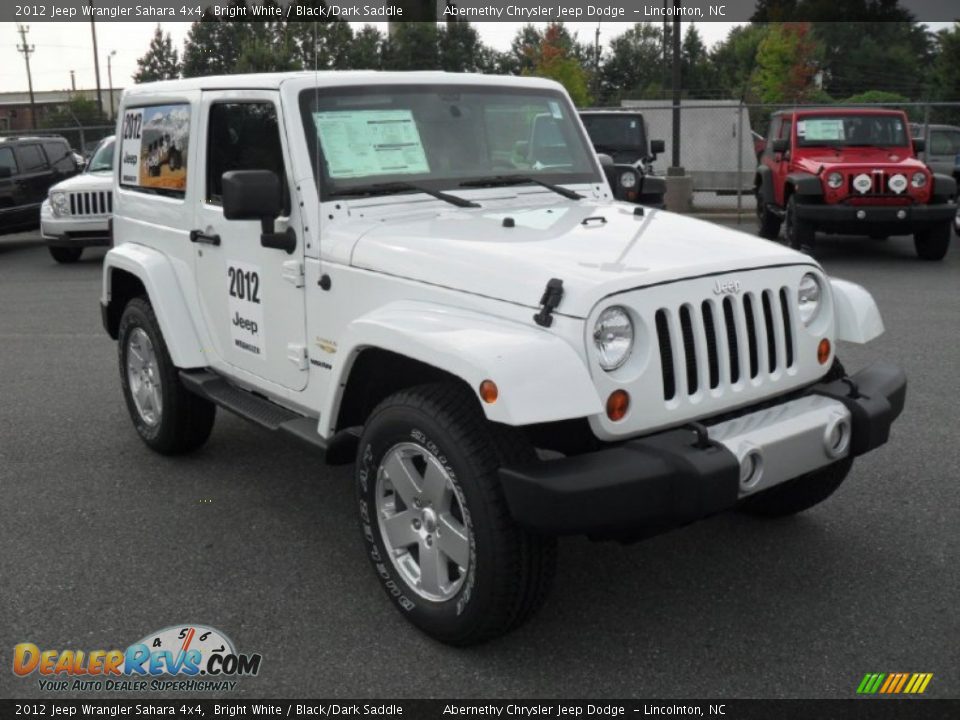 2012 Jeep Wrangler Sahara 4x4 Bright White / Black/Dark Saddle Photo #5