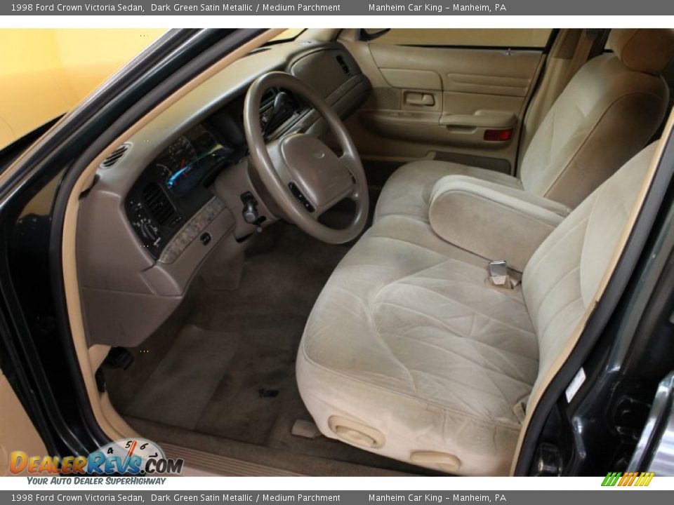 Medium Parchment Interior - 1998 Ford Crown Victoria Sedan Photo #11