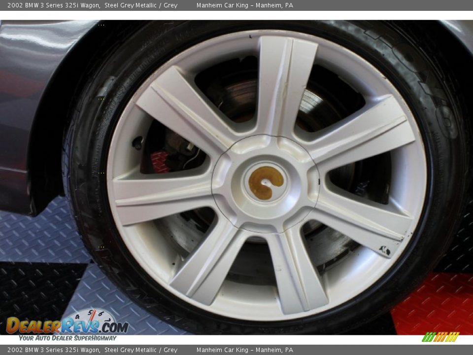 2002 BMW 3 Series 325i Wagon Wheel Photo #19