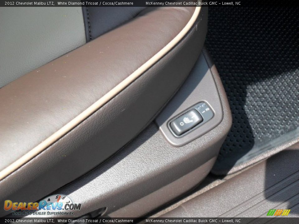 2012 Chevrolet Malibu LTZ White Diamond Tricoat / Cocoa/Cashmere Photo #21
