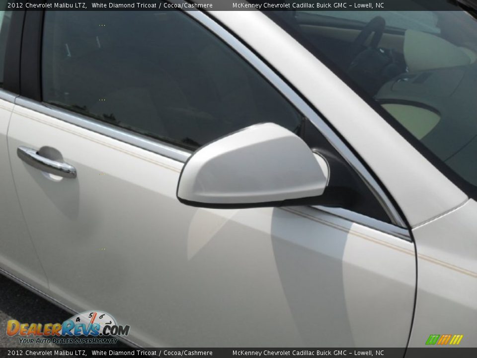 2012 Chevrolet Malibu LTZ White Diamond Tricoat / Cocoa/Cashmere Photo #23