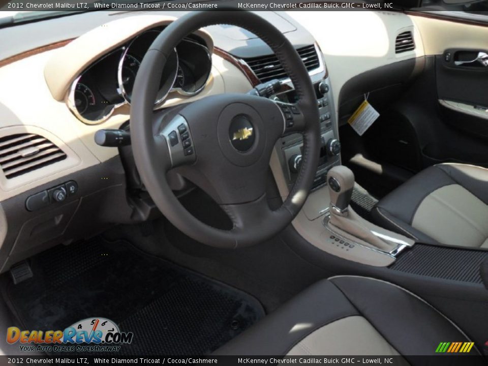 2012 Chevrolet Malibu LTZ White Diamond Tricoat / Cocoa/Cashmere Photo #26