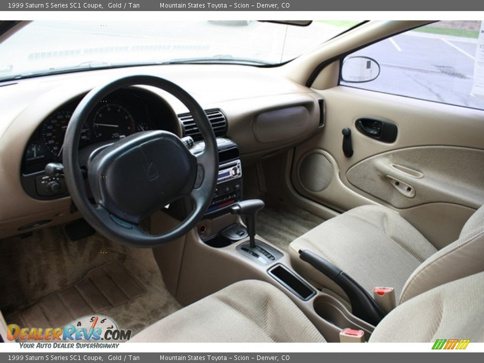 Tan Interior - 1999 Saturn S Series SC1 Coupe Photo #4