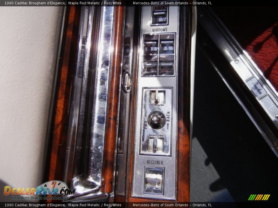 Controls of 1990 Cadillac Brougham d'Elegance Photo #15
