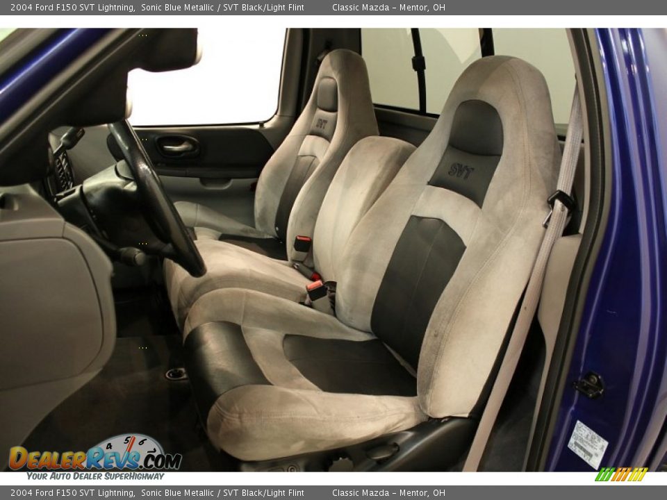 SVT Black/Light Flint Interior - 2004 Ford F150 SVT Lightning Photo #11