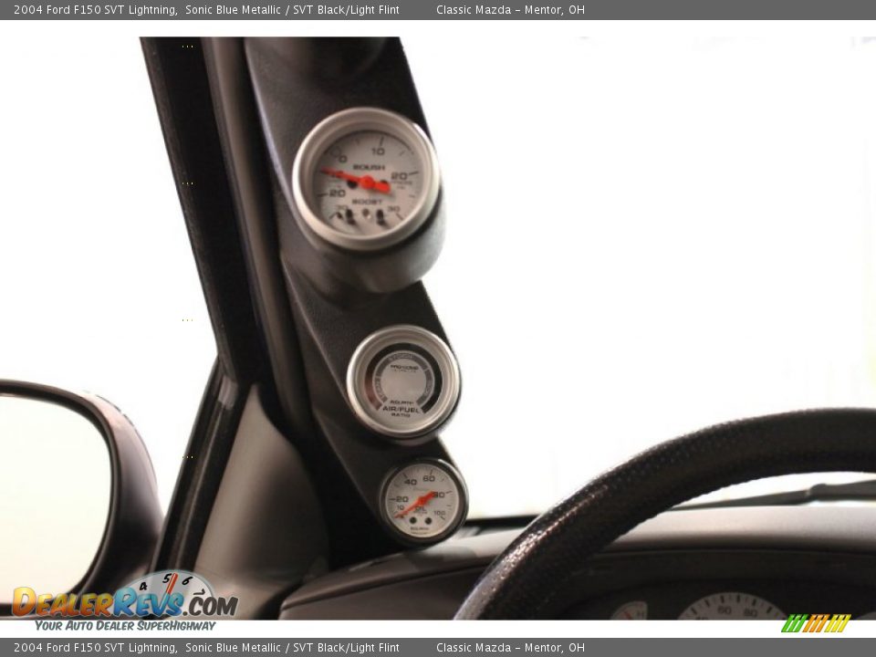 2004 Ford F150 SVT Lightning Sonic Blue Metallic / SVT Black/Light Flint Photo #17