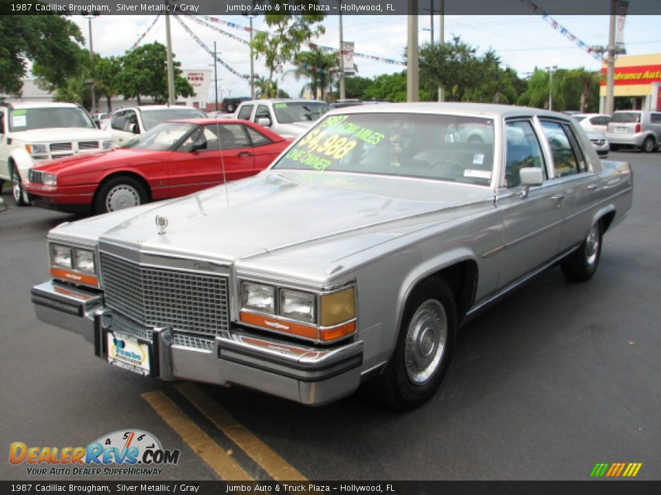 Front 3/4 View of 1987 Cadillac Brougham  Photo #5