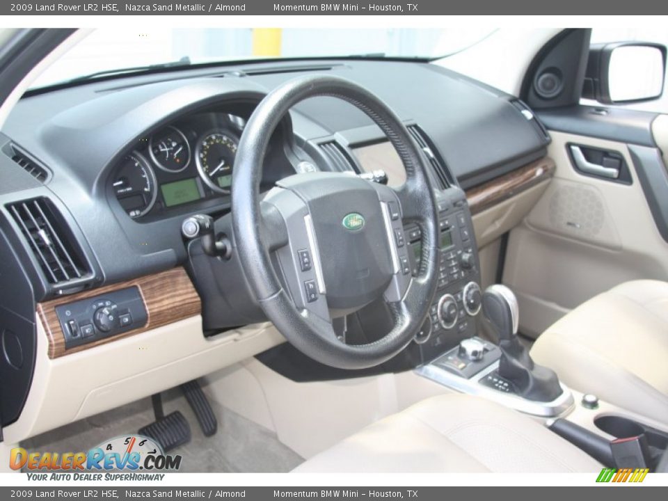 2009 Land Rover LR2 HSE Nazca Sand Metallic / Almond Photo #13