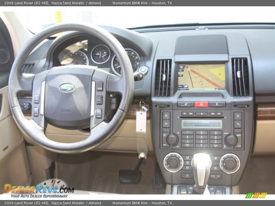 2009 Land Rover LR2 HSE Nazca Sand Metallic / Almond Photo #31