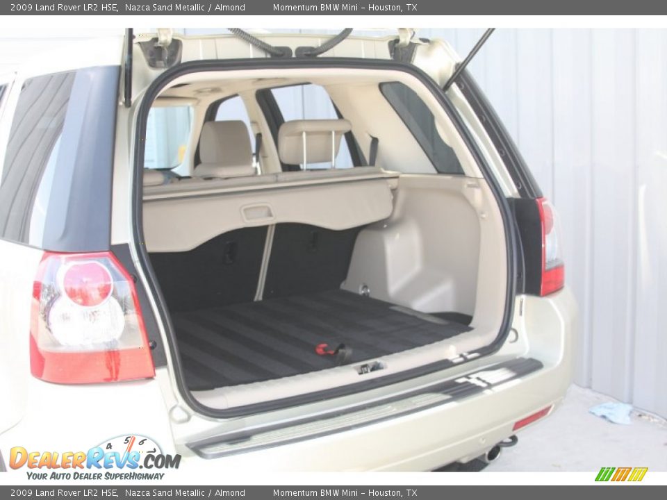2009 Land Rover LR2 HSE Nazca Sand Metallic / Almond Photo #34