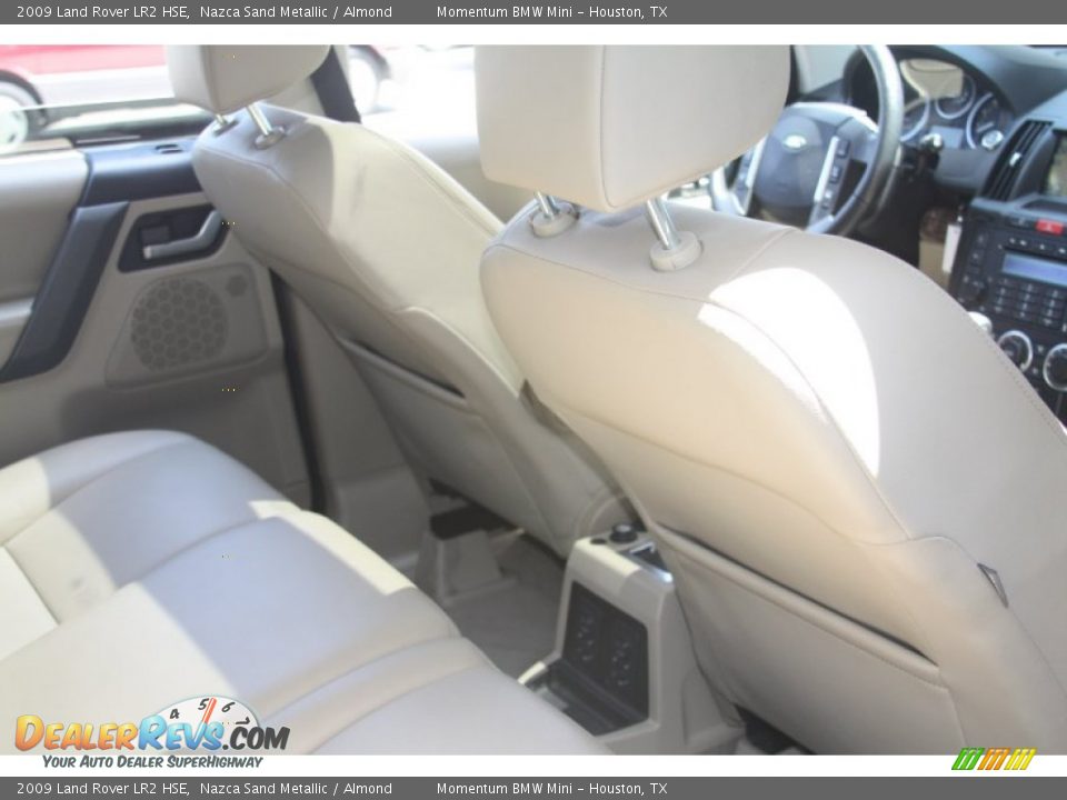 2009 Land Rover LR2 HSE Nazca Sand Metallic / Almond Photo #35