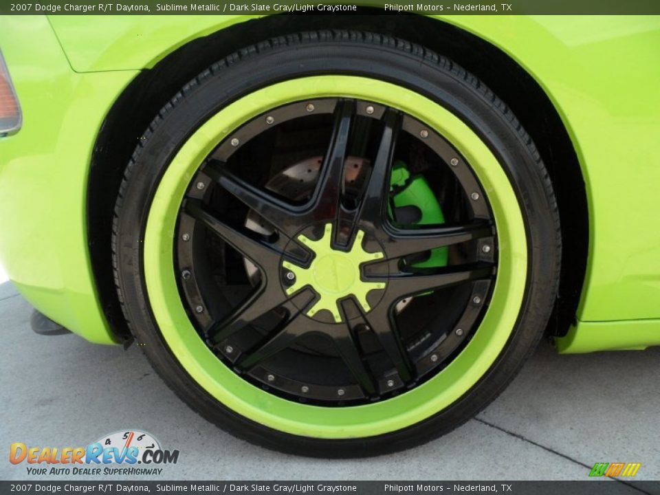 Custom Wheels of 2007 Dodge Charger R/T Daytona Photo #15