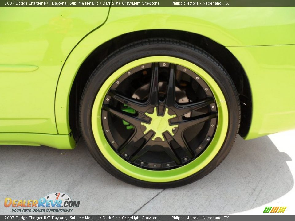 Custom Wheels of 2007 Dodge Charger R/T Daytona Photo #16