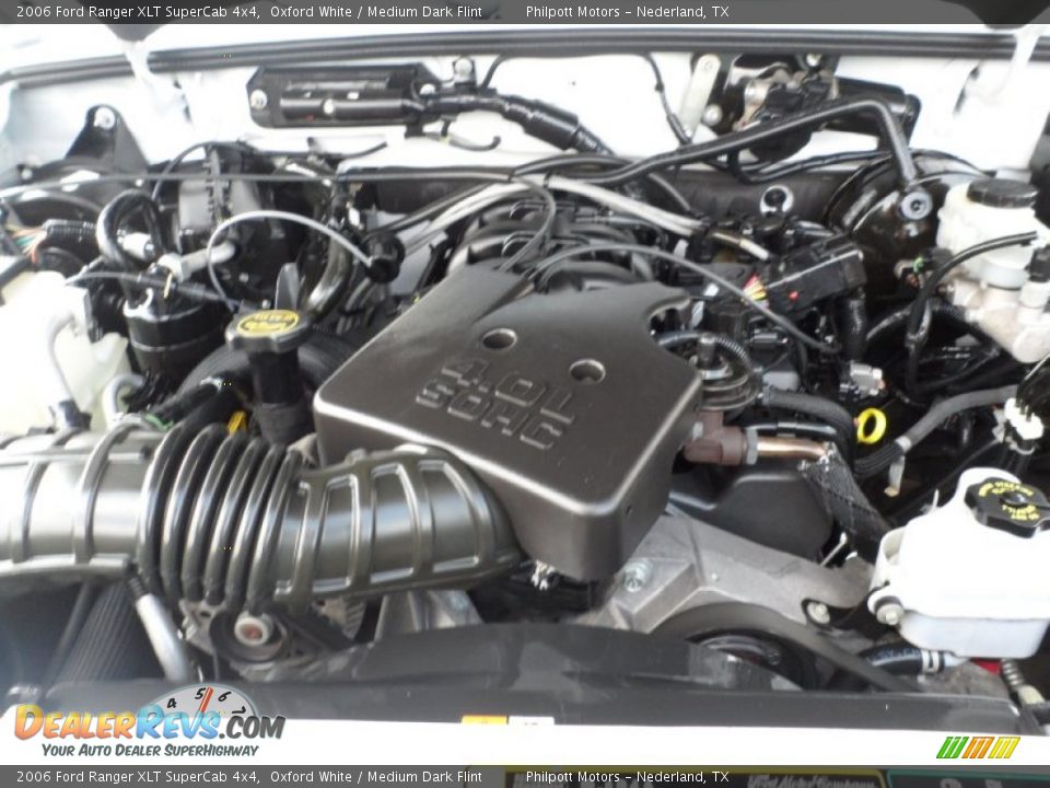 2006 Ford Ranger XLT SuperCab 4x4 Oxford White / Medium Dark Flint Photo #25